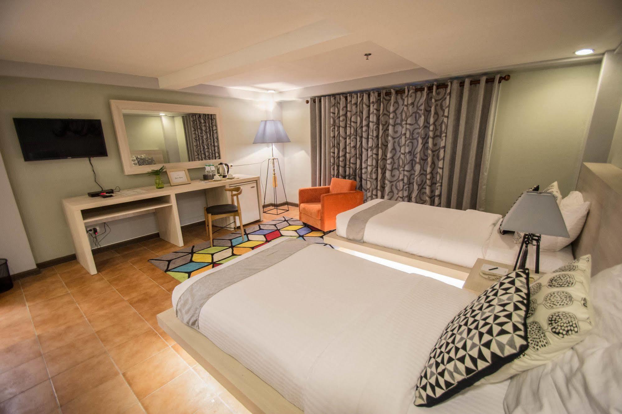 Almont City Hotel Butuan City Exterior photo