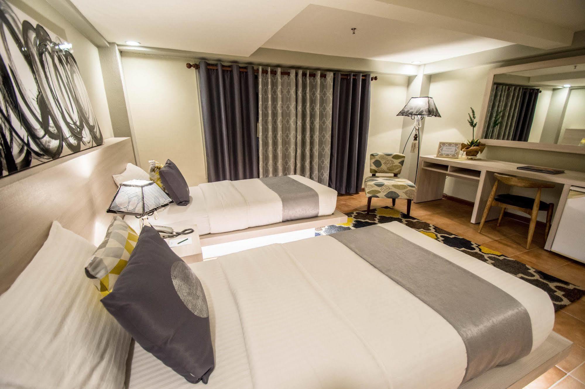 Almont City Hotel Butuan City Exterior photo